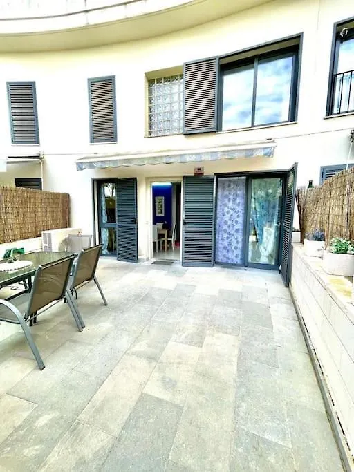 Апартаменты Seahomes Vacations - Sabanell Dreamplace Apt With Pkg Бланес